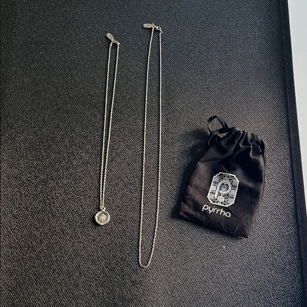 Pyrrha Silver Necklace with Direction Pendant